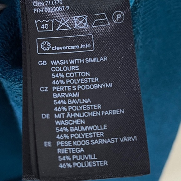 Basic By H&M Women’s Zip Up Hoodie/Sweater Size Small Excellent Condition - Picture 8 of 11